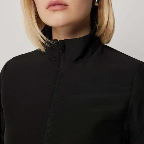 Lightweight Running Jacket - Picture 2 of 5